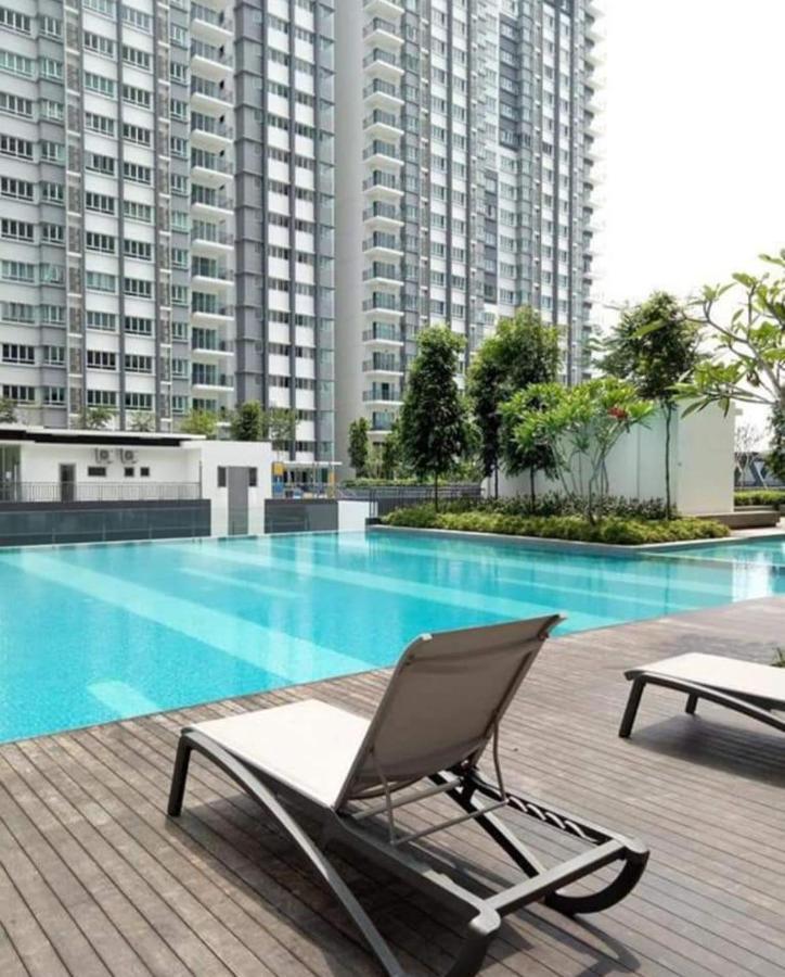 Cikta'Z Homestay Southville City Bangi Kampong Tangkas Экстерьер фото